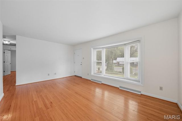 1090 Saint Joseph Street, Florissant, MO 63031