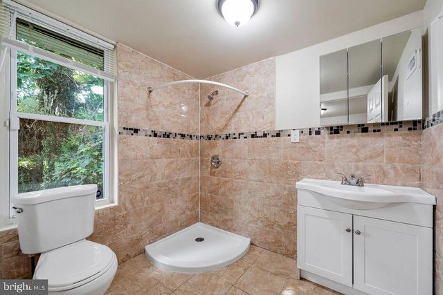 404 W WINONA ST, Philadelphia, PA 19144