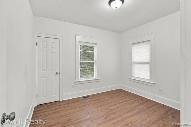 8729 Colfax Street, Detroit, MI 48204