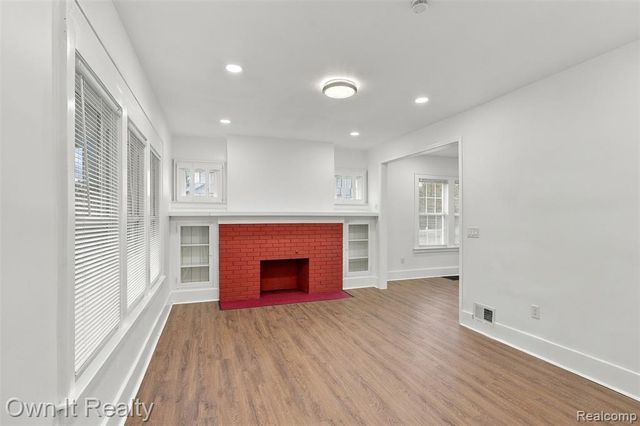 8729 Colfax Street, Detroit, MI 48204