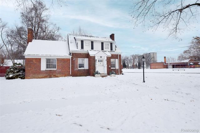 17228 DORSET Avenue, Southfield, MI 48075