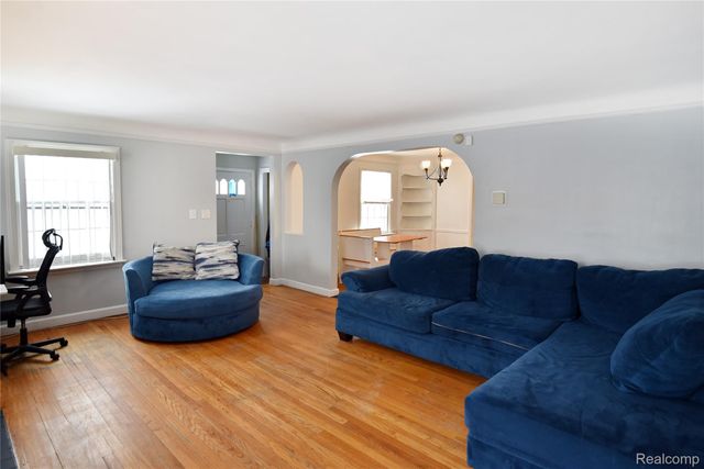 17228 DORSET Avenue, Southfield, MI 48075