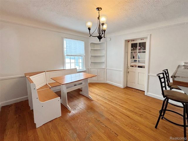 17228 DORSET Avenue, Southfield, MI 48075