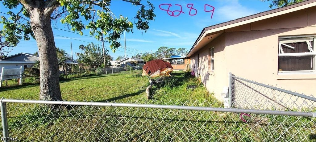 8289 Pelican RD, Englewood, FL 34224