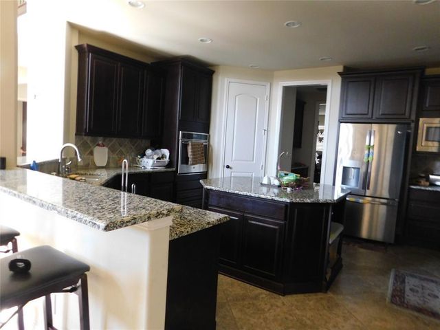 3432 Magnolia Shores Lane, Pearland, TX 77584