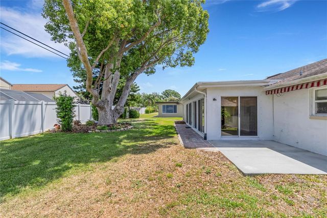3147 E DORCHESTER DRIVE, Palm Harbor, FL 34684