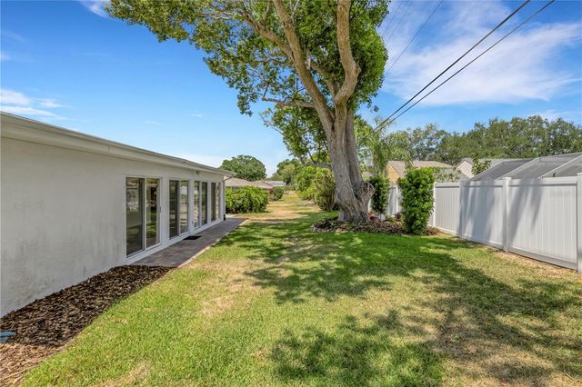 3147 E DORCHESTER DRIVE, Palm Harbor, FL 34684