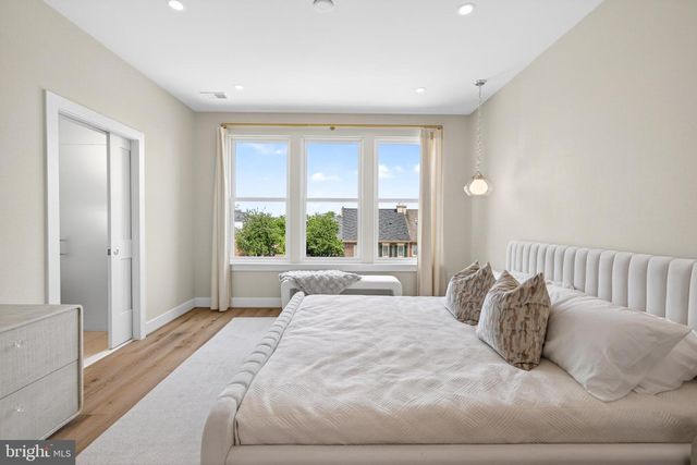 608 S ALFRED ST, Alexandria, VA 22314