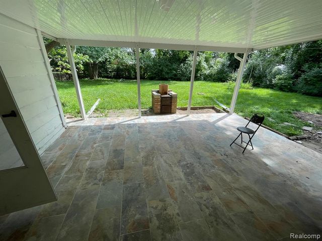 23898 W Le Bost, Novi, MI 48375