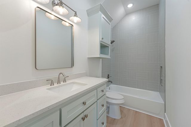 4042 Miramar Court, Galveston, TX 77554