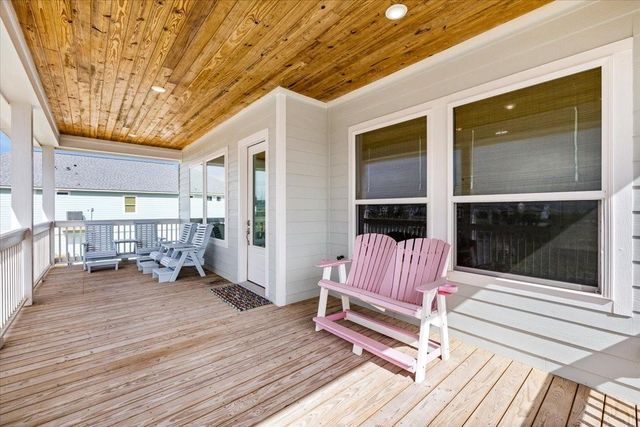 4042 Miramar Court, Galveston, TX 77554