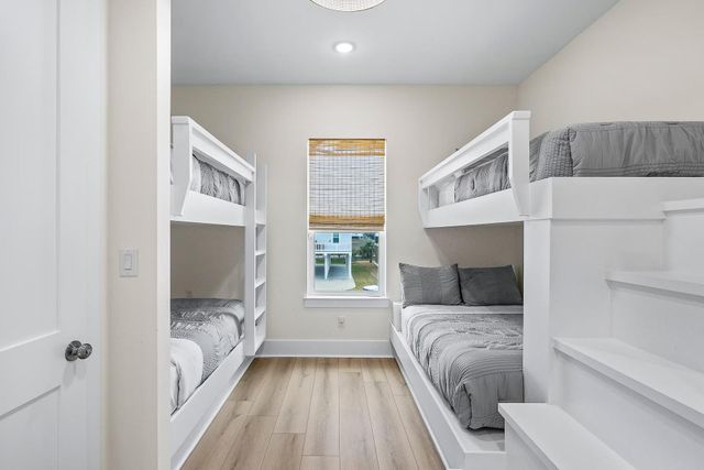 4042 Miramar Court, Galveston, TX 77554