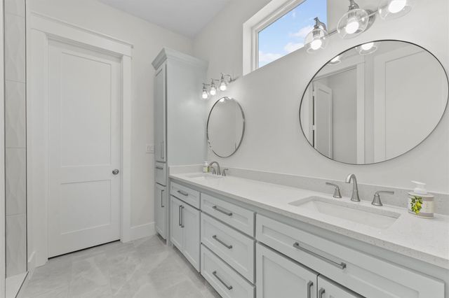 4042 Miramar Court, Galveston, TX 77554