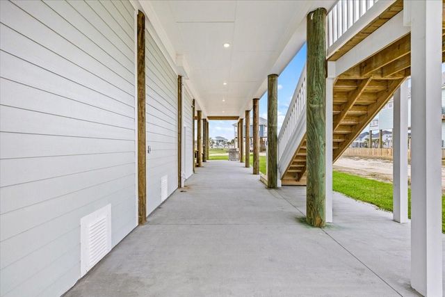 4042 Miramar Court, Galveston, TX 77554