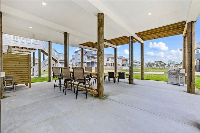 4042 Miramar Court, Galveston, TX 77554