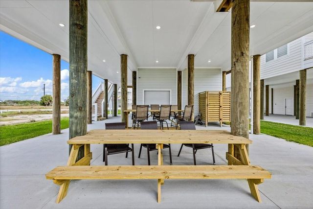 4042 Miramar Court, Galveston, TX 77554