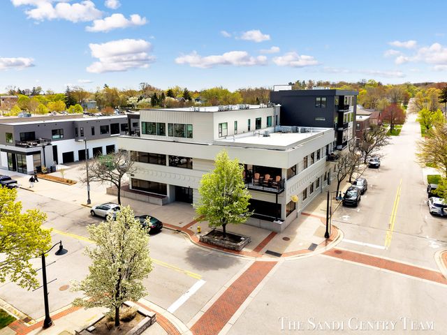 300 Washington Avenue 3, Grand Haven City, MI 49417