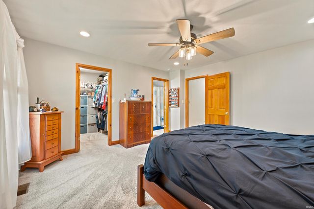 3301 E Indian Hill Drive, Muncie, IN 47302