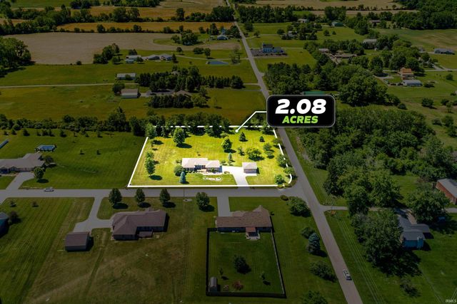 3301 E Indian Hill Drive, Muncie, IN 47302