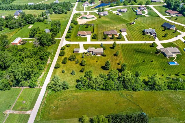 3301 E Indian Hill Drive, Muncie, IN 47302