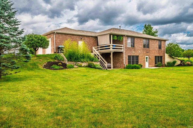 3301 E Indian Hill Drive, Muncie, IN 47302