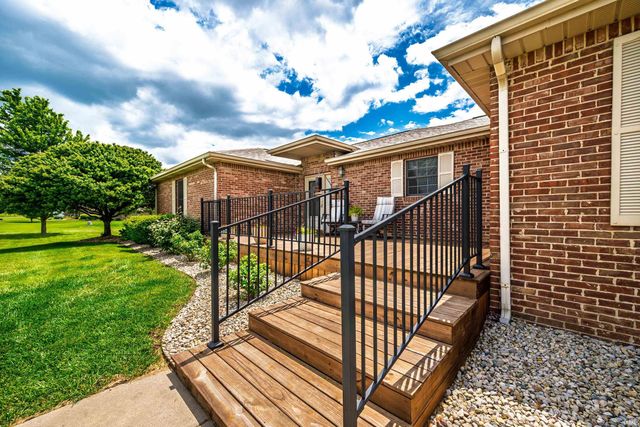 3301 E Indian Hill Drive, Muncie, IN 47302