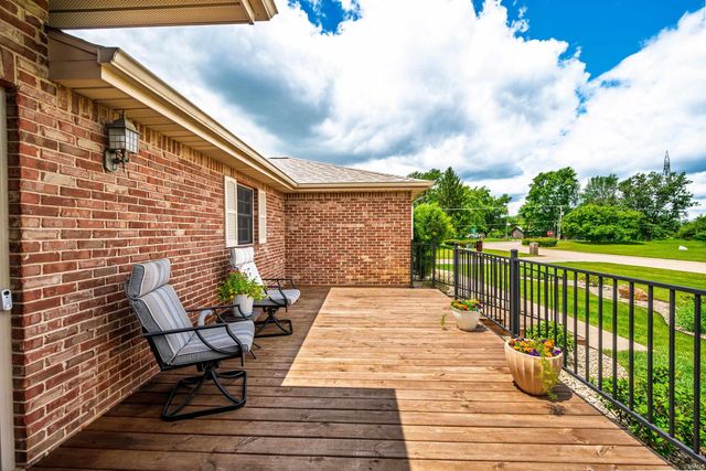 3301 E Indian Hill Drive, Muncie, IN 47302