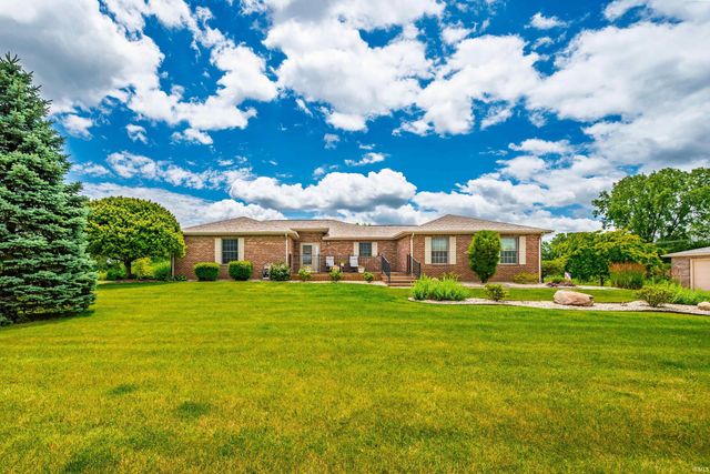 3301 E Indian Hill Drive, Muncie, IN 47302