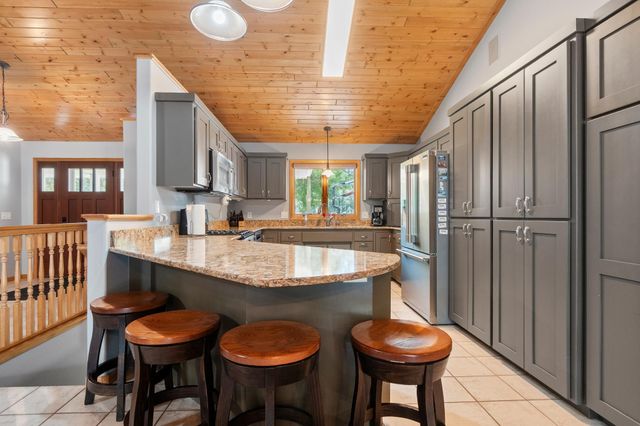 1109 Lakeview Avenue, Alexandria, MN 56308