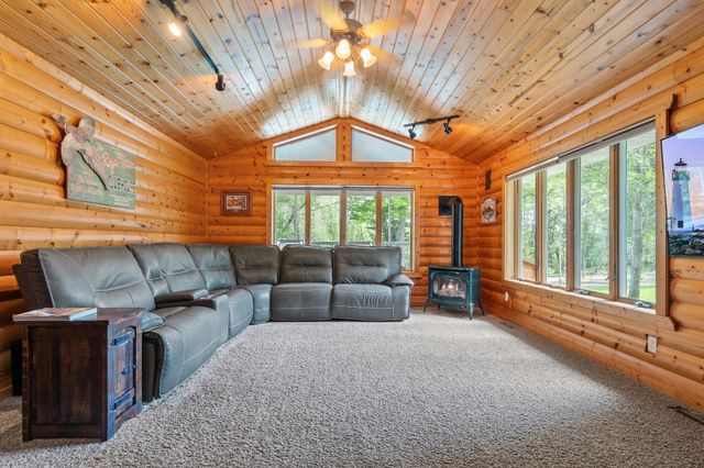 1109 Lakeview Avenue, Alexandria, MN 56308