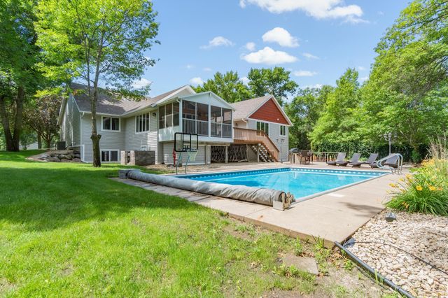 1109 Lakeview Avenue, Alexandria, MN 56308