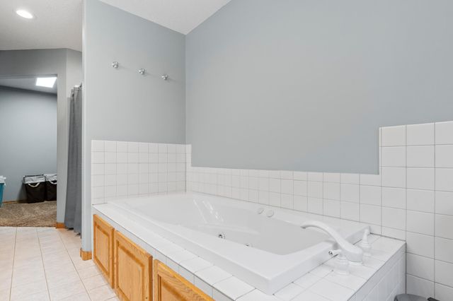 1109 Lakeview Avenue, Alexandria, MN 56308