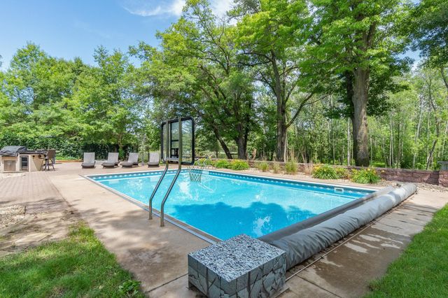 1109 Lakeview Avenue, Alexandria, MN 56308