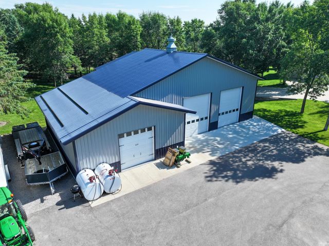 1109 Lakeview Avenue, Alexandria, MN 56308