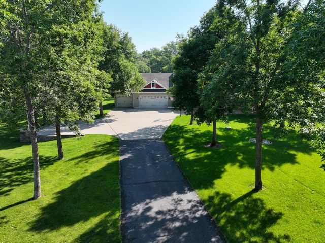 1109 Lakeview Avenue, Alexandria, MN 56308