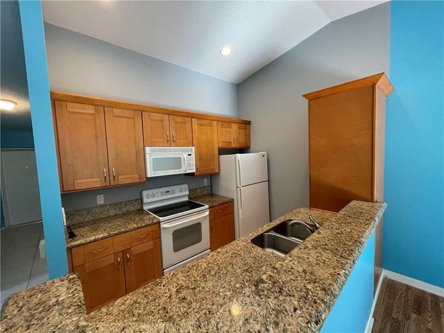 4538 Oak Terrace Dr, Greenacres, FL 33463