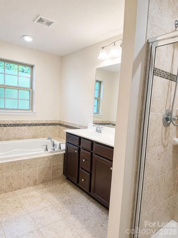 1813 Evergreen Drive, Charlotte, NC 28208