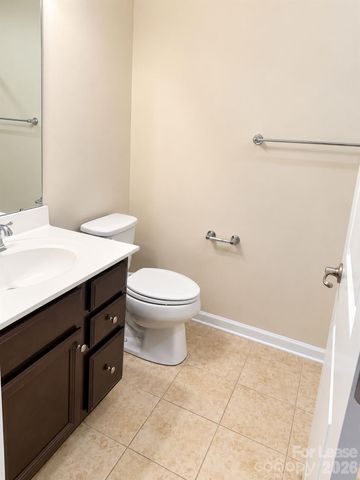 1813 Evergreen Drive, Charlotte, NC 28208