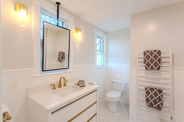 6658 State Route 52, Lake Huntington, NY 12752