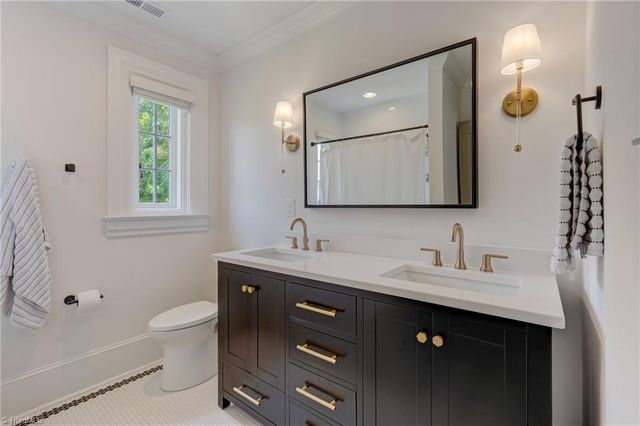 301 N Tremont Drive, Greensboro, NC 27403