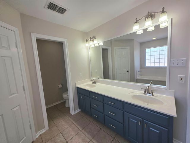 214 County Road 2504, Mineola, TX 75773