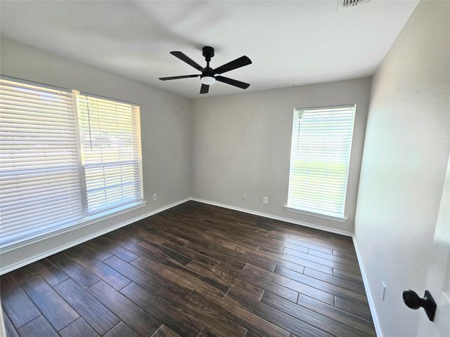 214 County Road 2504, Mineola, TX 75773