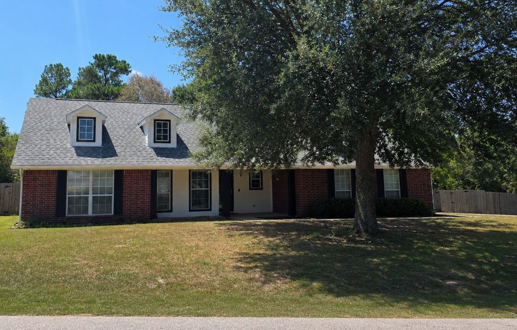 214 County Road 2504, Mineola, TX 75773