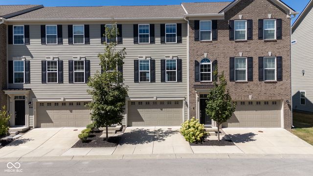 14226 Frostburg Drive, Carmel, IN 46033