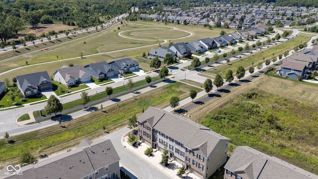 14226 Frostburg Drive, Carmel, IN 46033