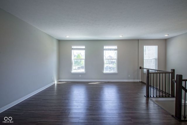 14226 Frostburg Drive, Carmel, IN 46033