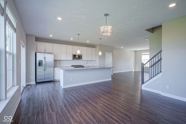 14226 Frostburg Drive, Carmel, IN 46033