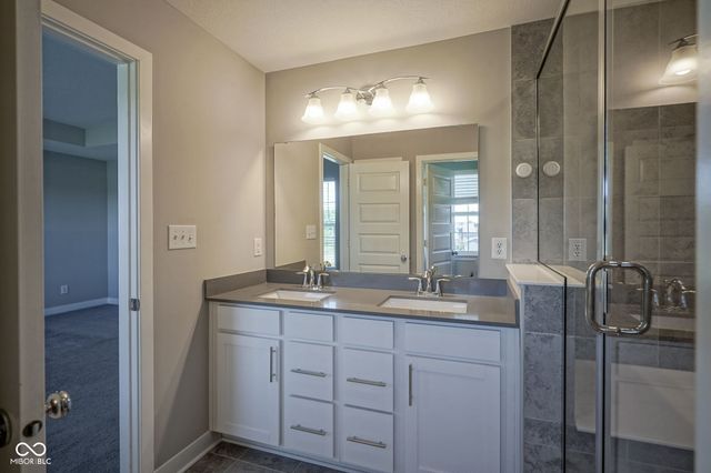 14226 Frostburg Drive, Carmel, IN 46033