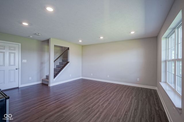 14226 Frostburg Drive, Carmel, IN 46033