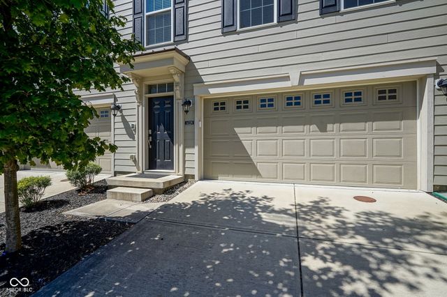 14226 Frostburg Drive, Carmel, IN 46033